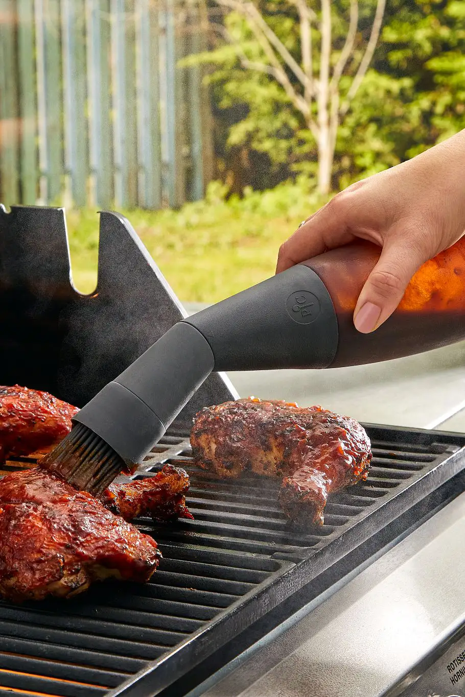 Marinierflasche-mit-pinsel_von Pampered_Chef.jpg Marinierflasche mit Pinsel